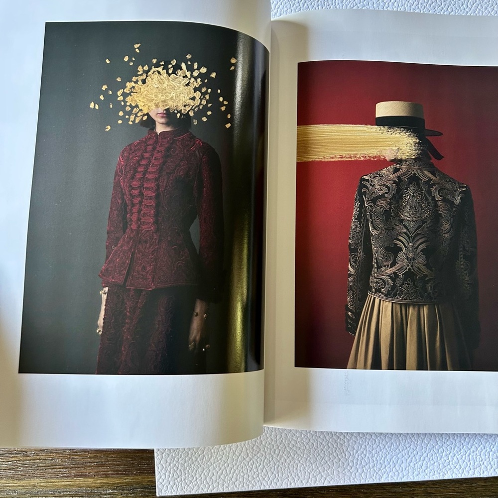 DIOR Magazine #40 Collectable - Picture 3 of 5
